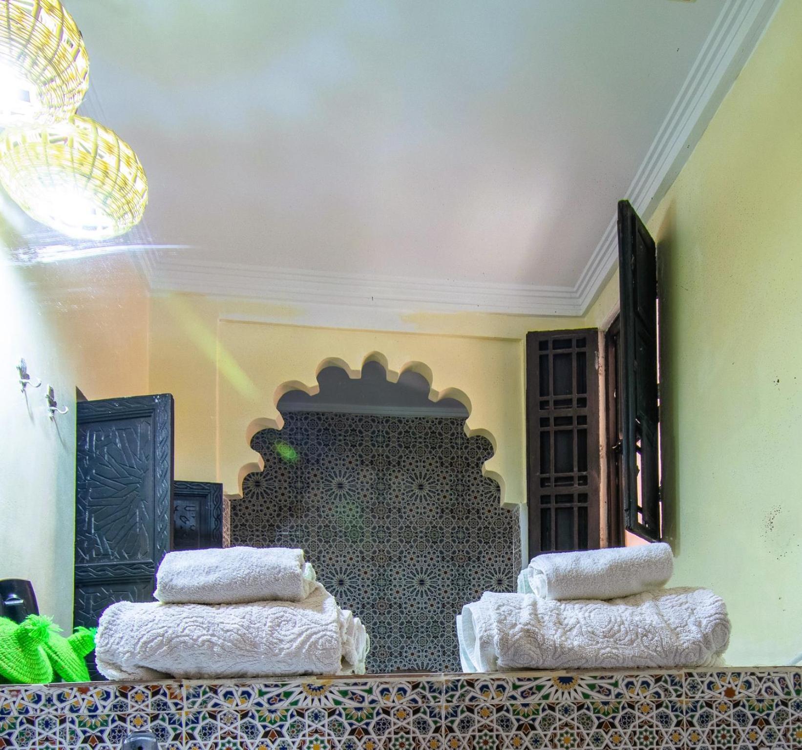 Riad Hugo Марракеш Экстерьер фото