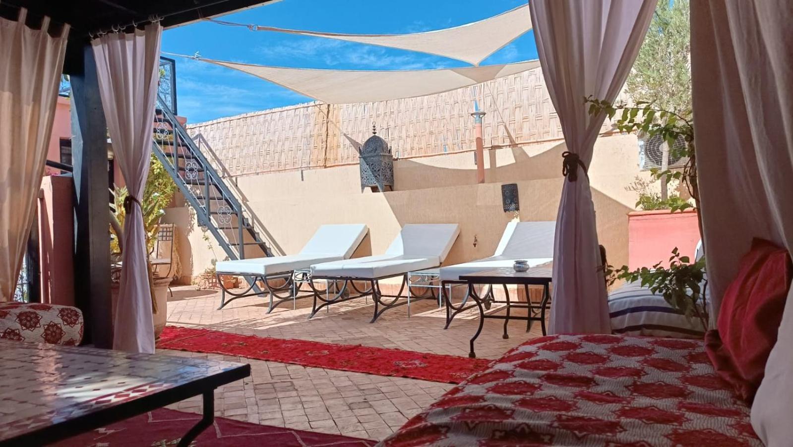 Riad Hugo Марракеш Экстерьер фото